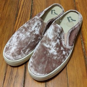 Ballet Nude Pink Velvet Slip-On Mule Sneakers